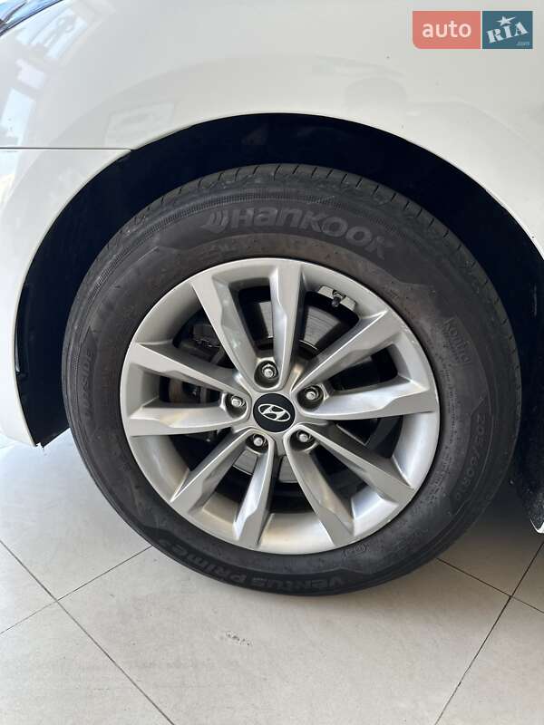 Універсал Hyundai i40 2017 в Одесі