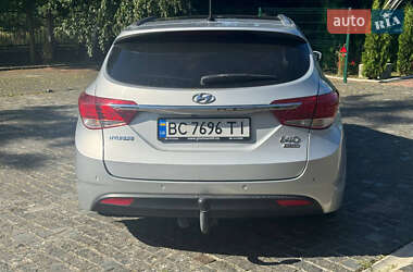 Универсал Hyundai i40 2011 в Золочеве