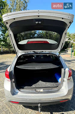 Универсал Hyundai i40 2011 в Золочеве