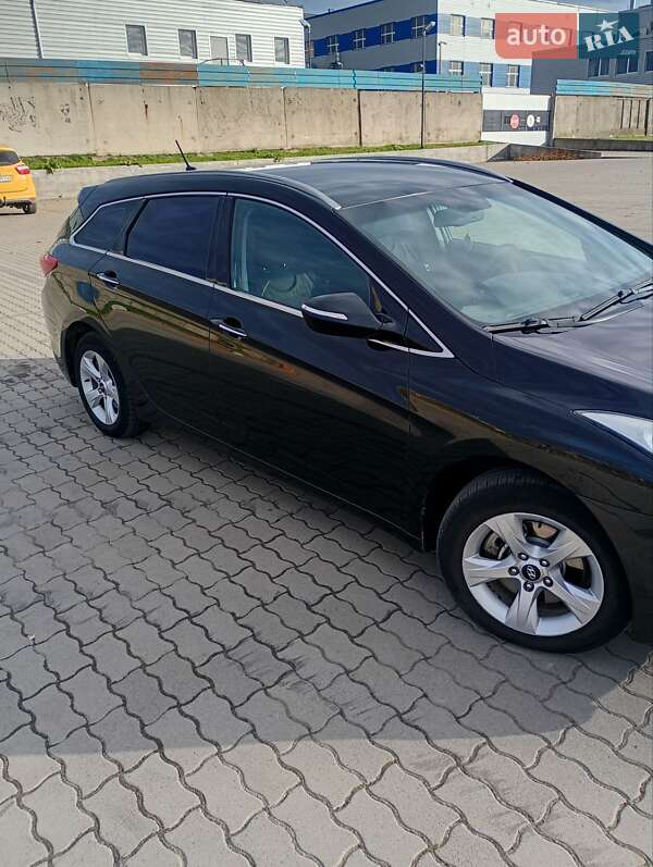 Универсал Hyundai i40 2012 в Шептицькому