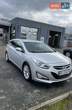 Універсал Hyundai i40 2012 в Луцьку