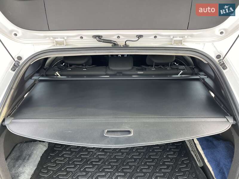 Универсал Hyundai i40 2012 в Нетешине