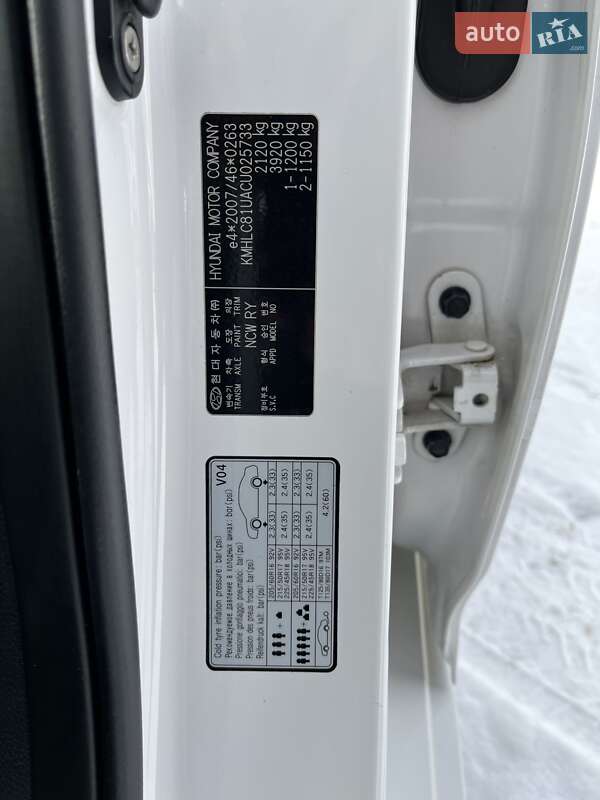 Универсал Hyundai i40 2012 в Нетешине