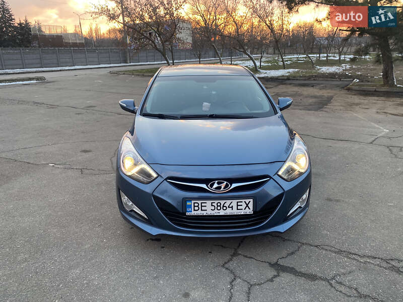 Седан Hyundai i40 2012 в Миколаєві