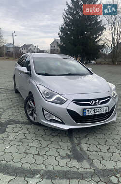 Универсал Hyundai i40 2014 в Дубно