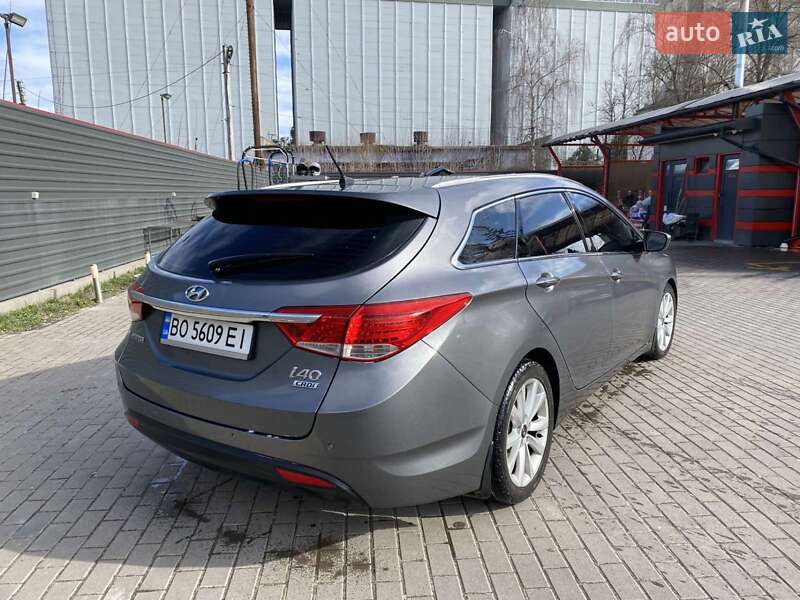 Універсал Hyundai i40 2011 в Радивиліві