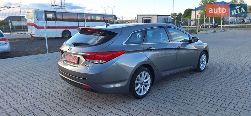 Універсал Hyundai i40 2012 в Нововолинську