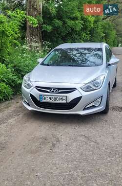 Универсал Hyundai i40 2011 в 