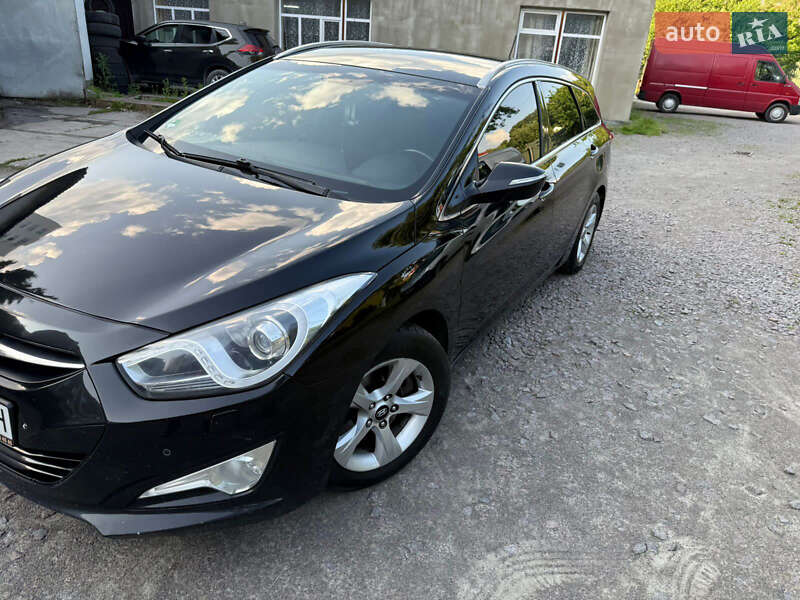 Универсал Hyundai i40 2013 в Львове