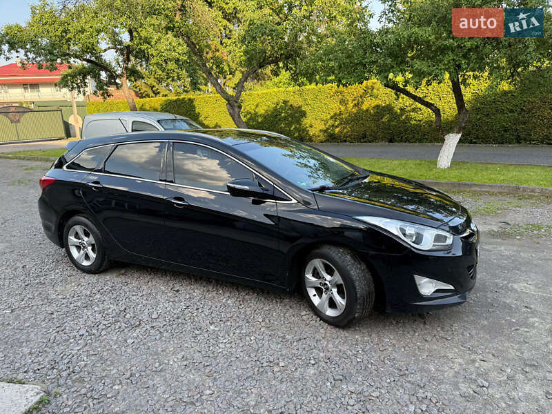 Универсал Hyundai i40 2013 в Львове