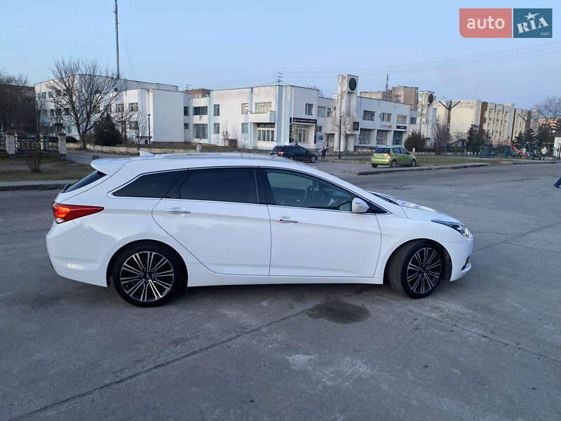 Универсал Hyundai i40 2015 в Вараше