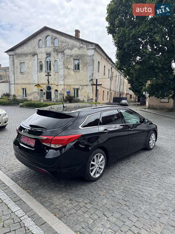 Универсал Hyundai i40 2013 в Луцке