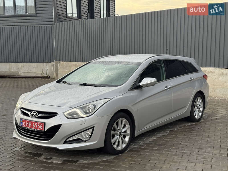 Hyundai i40 2011