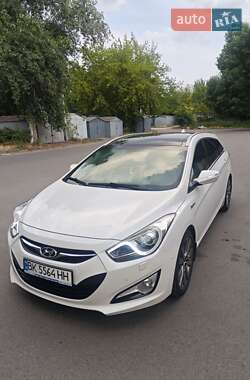 Универсал Hyundai i40 2014 в Днепре