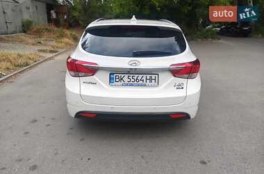 Универсал Hyundai i40 2014 в Днепре