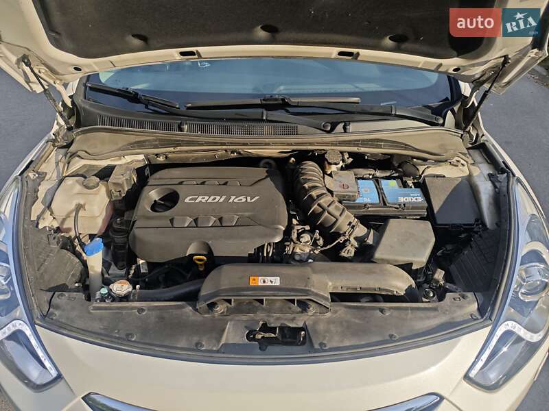 Универсал Hyundai i40 2014 в Днепре фото 35 Универсал Hyundai i40 2014 в Днепре