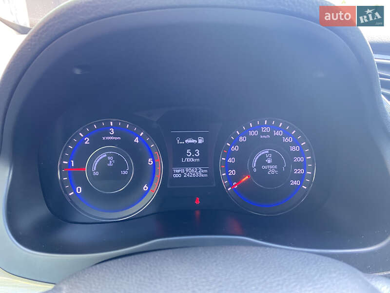 Универсал Hyundai i40 2013 в Киеве