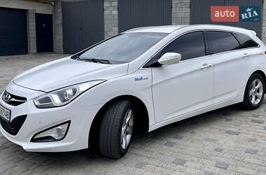 Универсал Hyundai i40 2012 в 