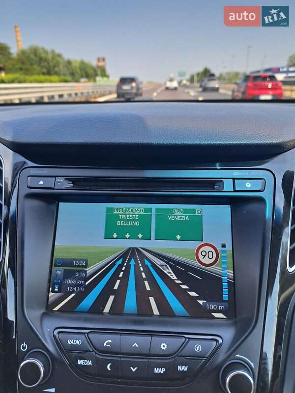 Универсал Hyundai i40 2012 в Ковеле