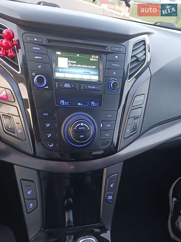 Универсал Hyundai i40 2015 в Мукачево