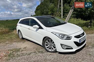 Универсал Hyundai i40 2011 в Нововолынске
