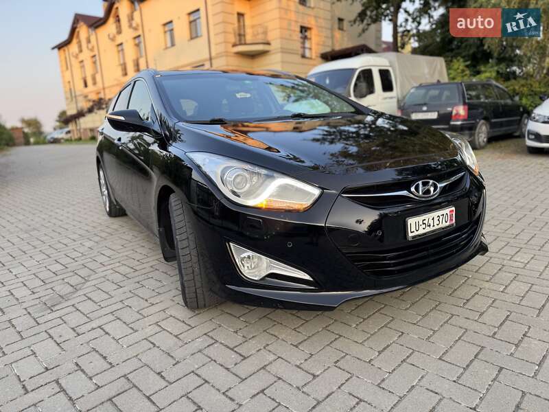 Универсал Hyundai i40 2013 в Золочеве