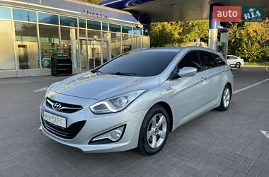Универсал Hyundai i40 2012 в 