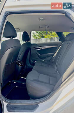 Универсал Hyundai i40 2012 в 