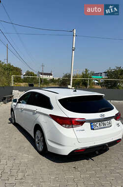 Универсал Hyundai i40 2012 в 