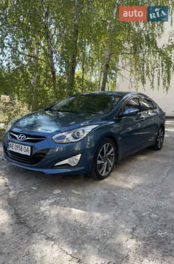 Седан Hyundai i40 2011 в Марганці