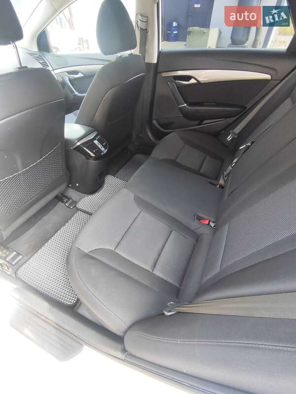 Універсал Hyundai i40 2014 в Львові