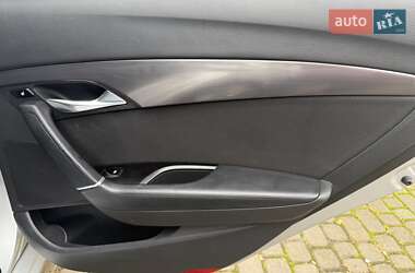 Універсал Hyundai i40 2011 в  фото 36 Універсал Hyundai i40 2011 в