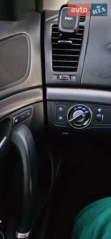 Седан Hyundai i40 2012 в Киеве