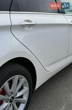 Универсал Hyundai i40 2011 в 