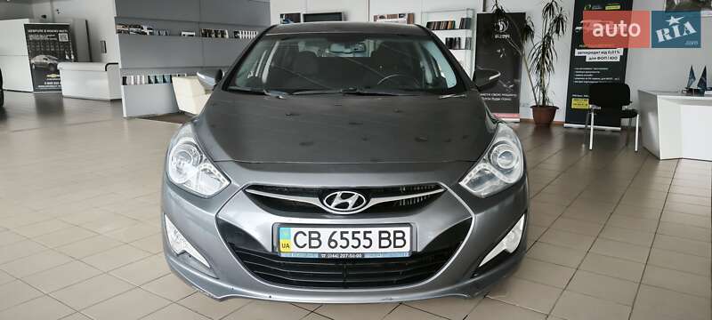Седан Hyundai i40 2013 в Чернігові фото 2 Седан Hyundai i40 2013 в Чернігові