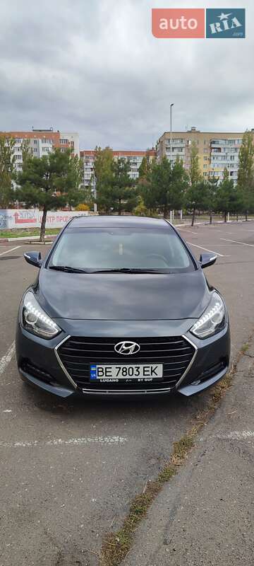 Седан Hyundai i40 2015 в Днепре