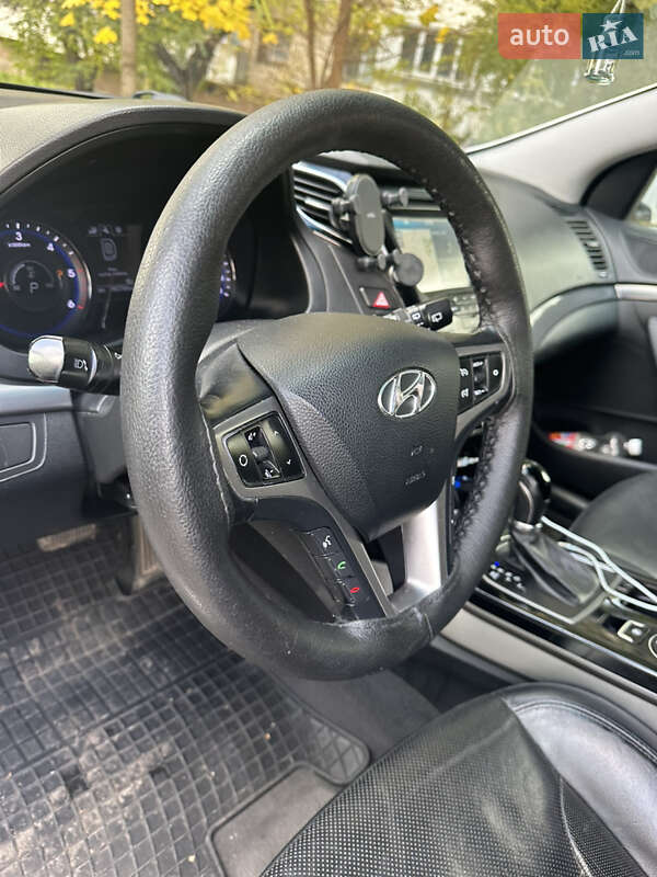 Універсал Hyundai i40 2015 в Києві фото 18 Універсал Hyundai i40 2015 в Києві