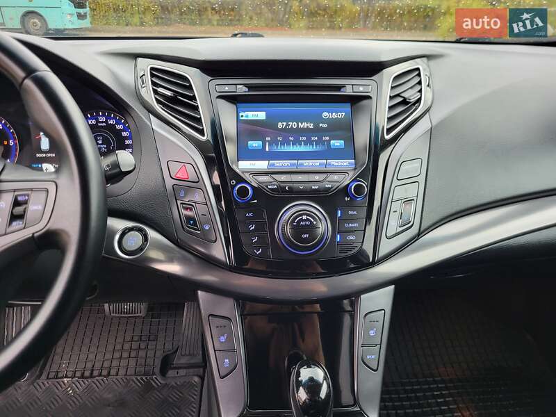 Универсал Hyundai i40 2013 в Ужгороде