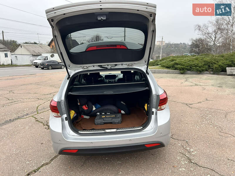 Універсал Hyundai i40 2015 в Житомирі фото 8 Універсал Hyundai i40 2015 в Житомирі
