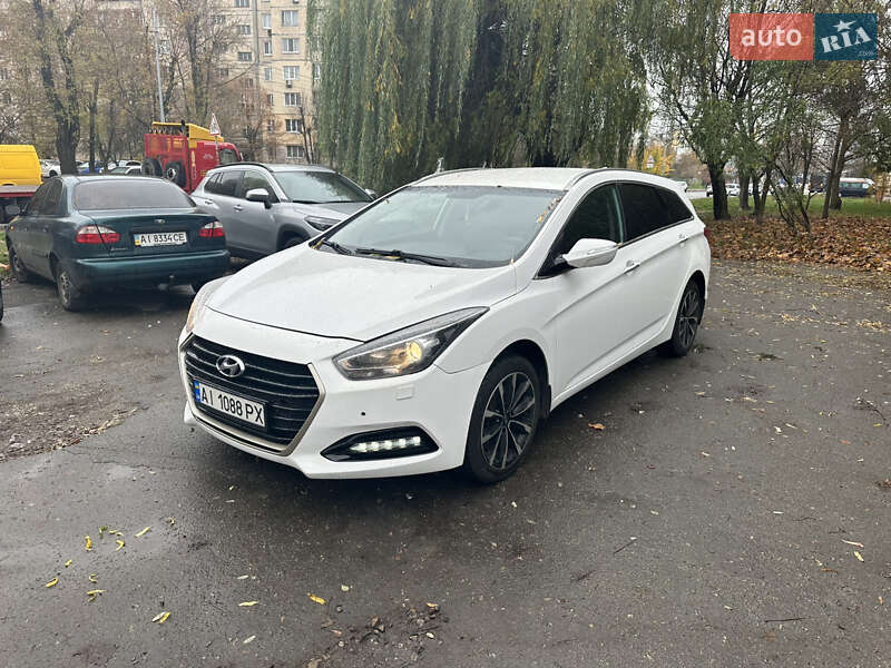 Универсал Hyundai i40 2015 в Киеве