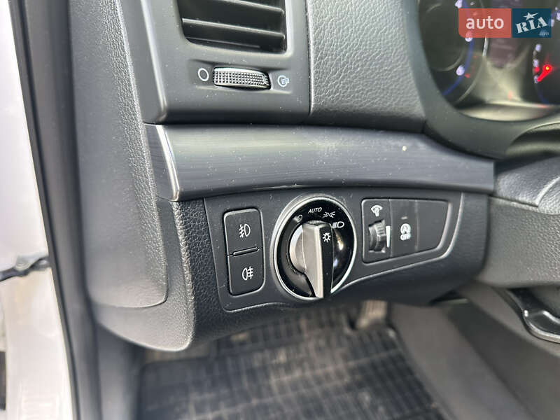 Универсал Hyundai i40 2015 в Киеве