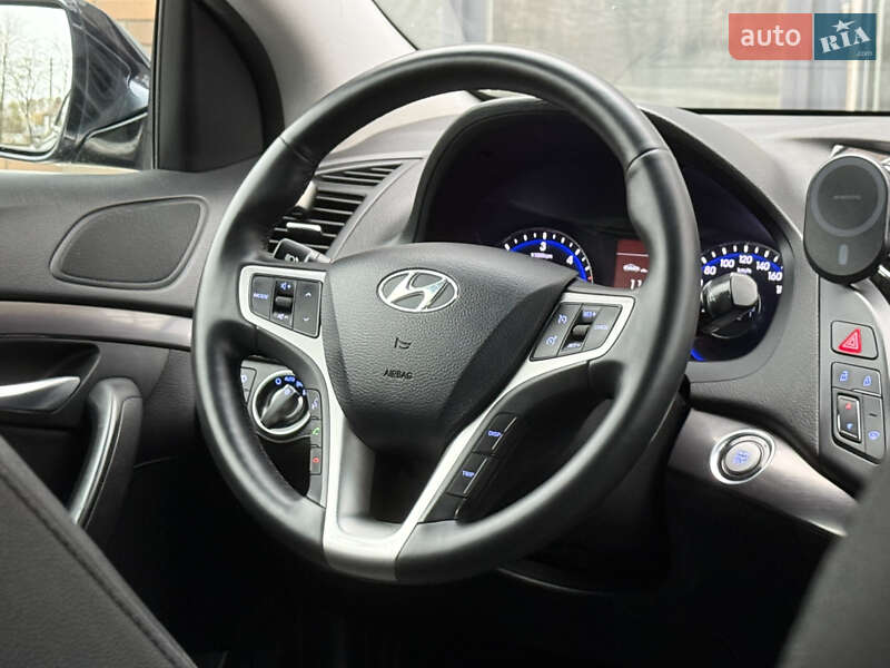 Універсал Hyundai i40 2012 в Черкасах