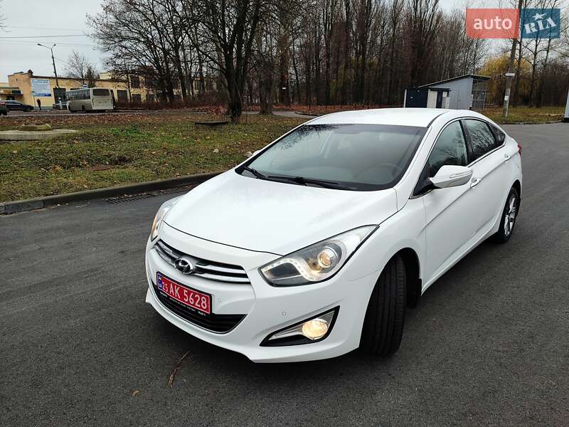 Седан Hyundai i40 2015 в Чернігові