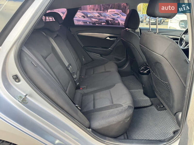 Універсал Hyundai i40 2014 в Дубні