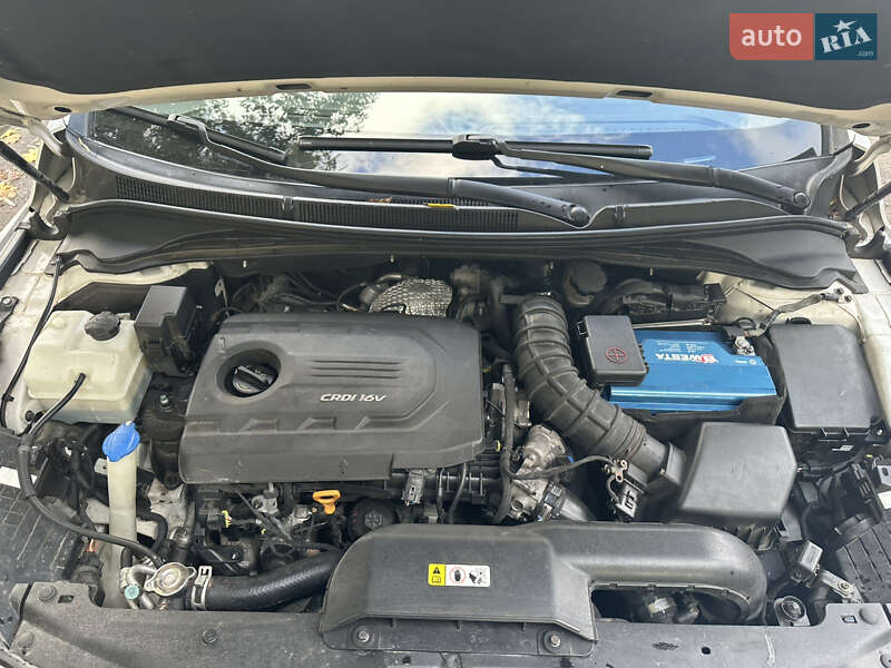 Универсал Hyundai i40 2015 в Киеве