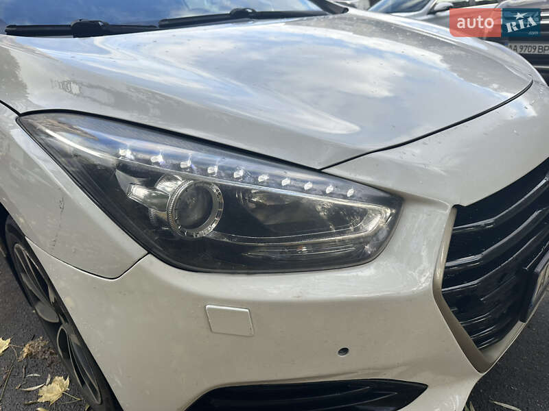 Универсал Hyundai i40 2015 в Киеве