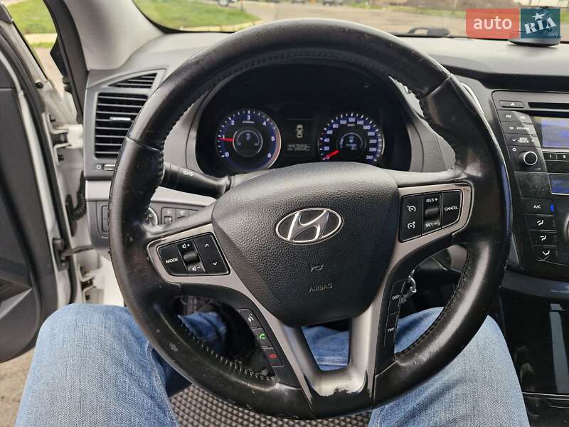 Універсал Hyundai i40 2011 в Миколаєві