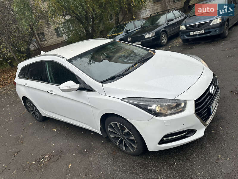 Универсал Hyundai i40 2015 в Киеве