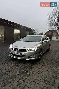 Седан Hyundai i40 2014 в Петропавлівській Борщагівці
