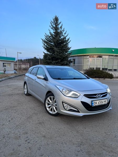 Hyundai i40 2012